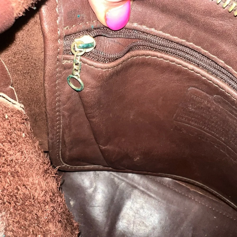 Vintage Coach #9058 Legacy Hobo Bag with Brass Accents - Picture 8 of 12